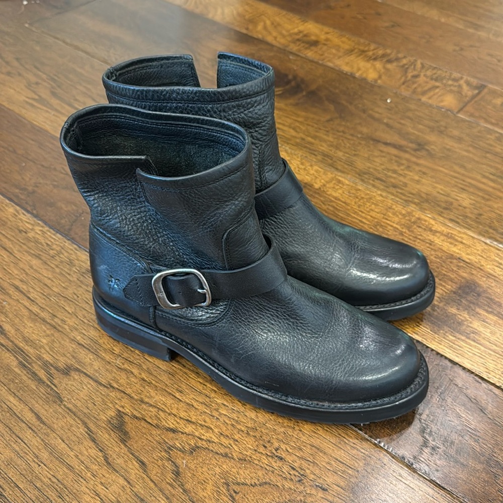 Frye Veronica Flex Bootie